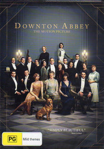 Cat. No. DVDM 1740: DOWNTON ABBEY - THE MOTION PICTURE ~ HUGH BONNEVILLE / JIM CARTER / MICHELLE DOCKERY / ELIZABETH McGOVERN. UNIVERSAL / SONY DK3832